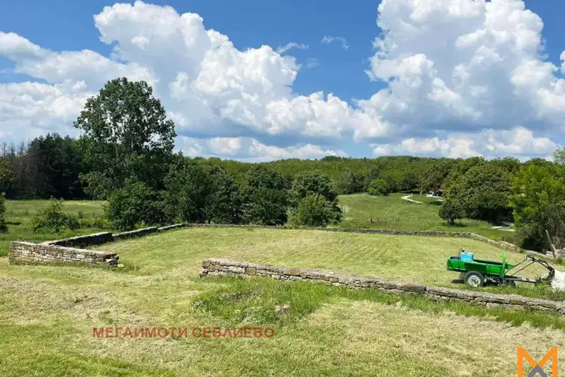 Plot in Oblast Gabrovo, Mladen