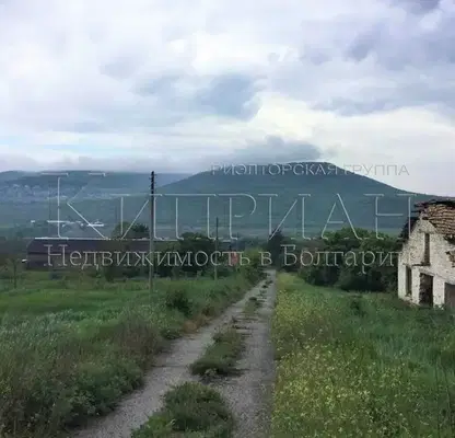 Снимка 2 — Парцел в Добрич, с. Оброчище