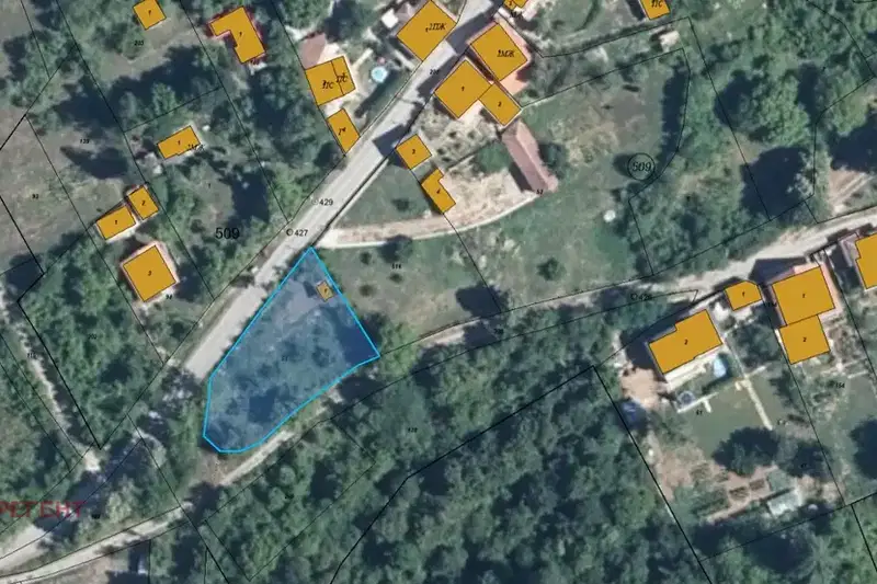 Plot in Oblast Gabrovo, Rahovci