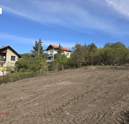 Photo 2 — Plot in Oblast Pernik, Rasnik