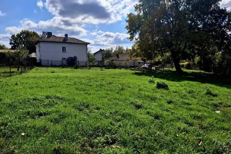 Plot in Oblast Pernik, Rasnik