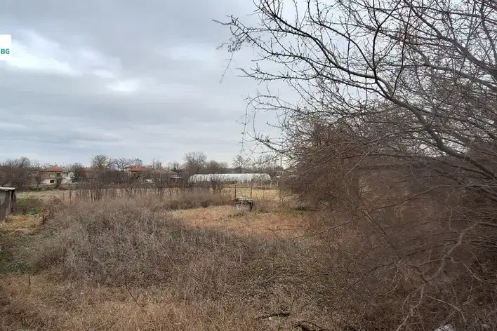 Парцел в с. Равнец
