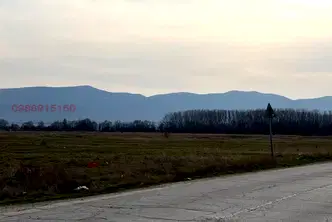 Парцел в София, с. Равно поле