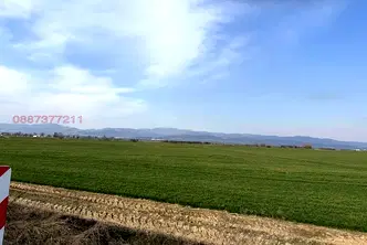 Парцел в София, с. Равно поле