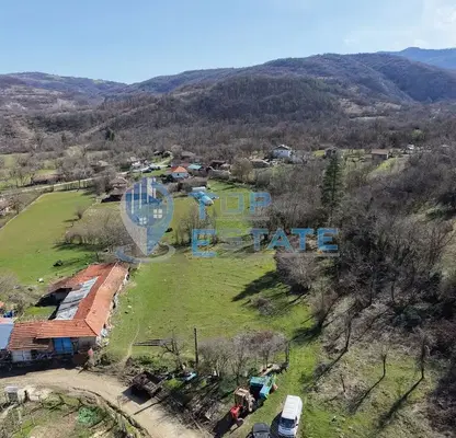 Photo 4 — Plot in Veliko Tyrnovo, Razsoha