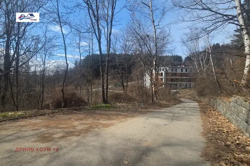 Plot in Oblast Pernik, Rudarci
