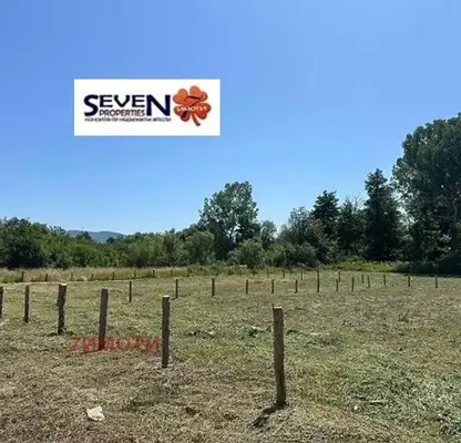 Photo 2 — Plot in област София, Skravena