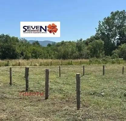 Photo 3 — Plot in област София, Skravena