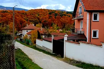 Парцел в Смолян, Невястата