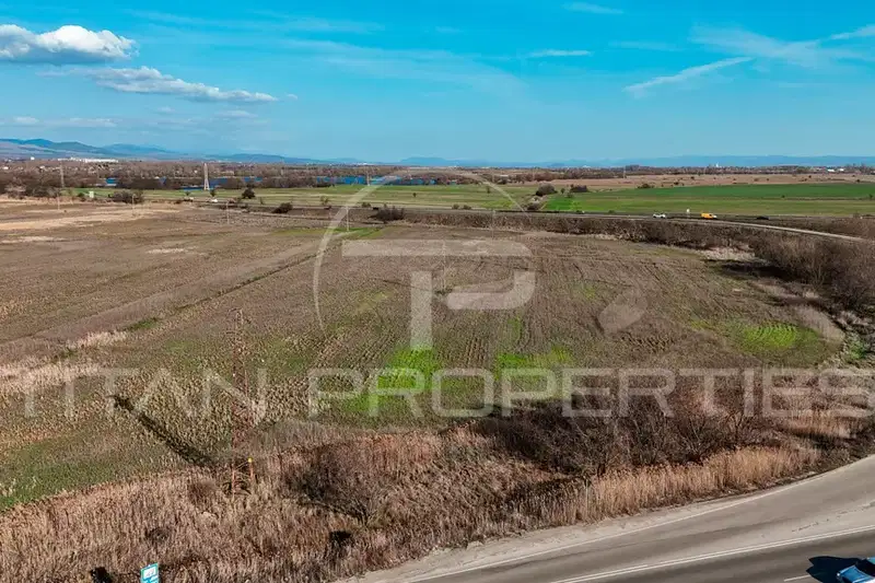 Plot in Sofiya, Kremikovci