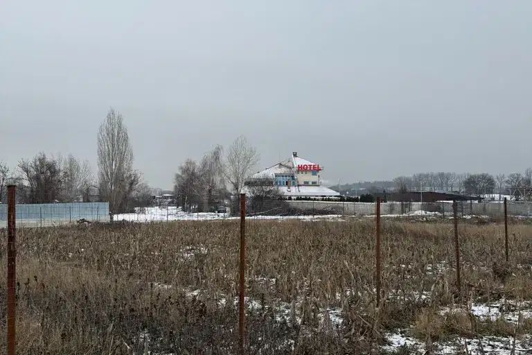 Plot in Sofiya, Suhodol