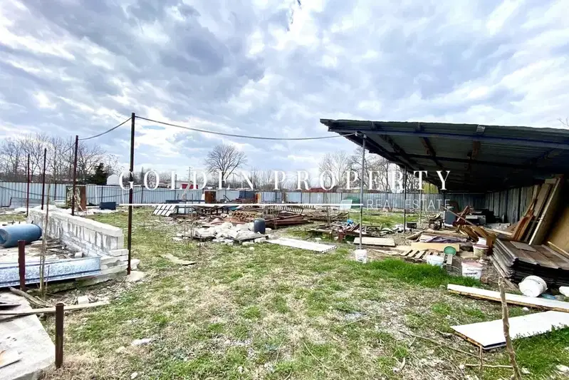 Парцел в София, Връбница 1