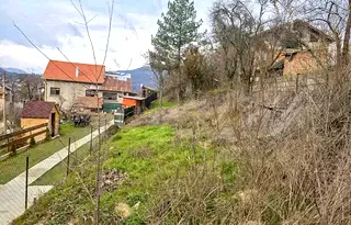 Парцел в София, Своге