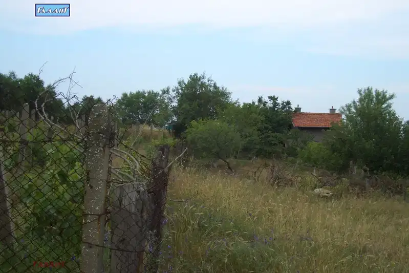 Парцел във Варна, м-т Боровец - север