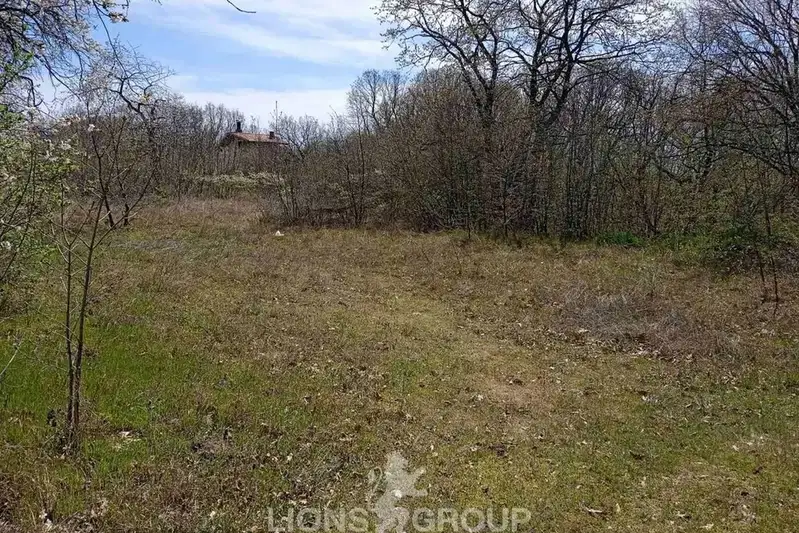 Парцел във Варна, м-т Боровец - юг