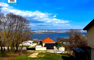 Парцел във Варна, м-т Орехчето
