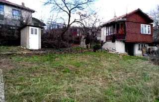 Парцел във Варна, Възраждане 4