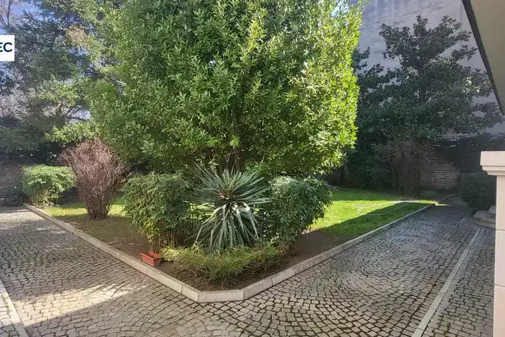 Бизнес имот в Стара Загора, Център