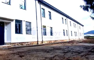 Промишлена сграда в Перник, Брезник