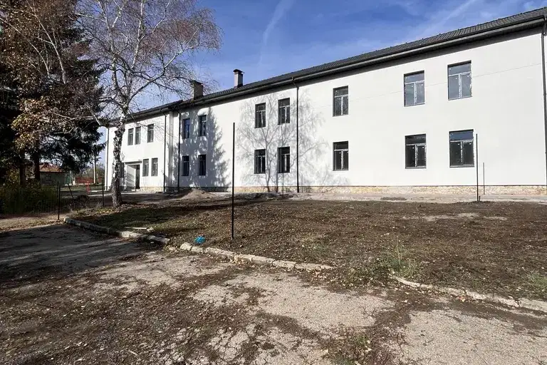 Industrial Building in Oblast Pernik, Breznik