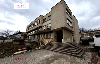 Промишлена сграда в Габрово, Център