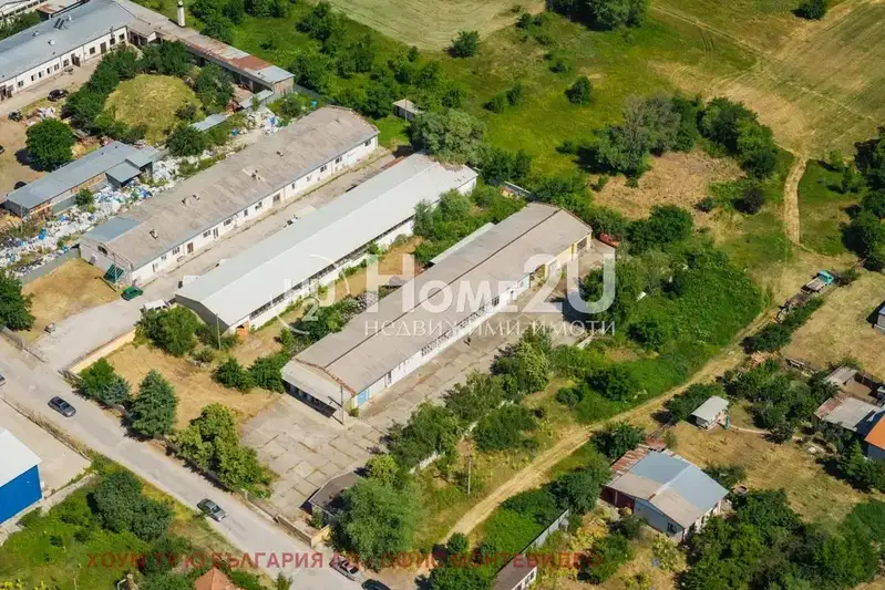 Промишлена сграда в София, Костенец