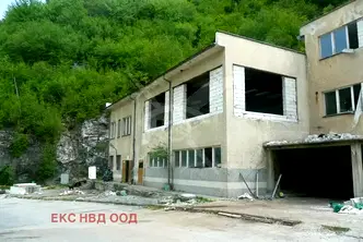 Промишлена сграда в Пловдив, Лъки