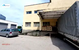 Промишлена сграда във Велико Търново, Павликени