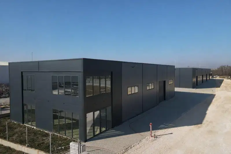 Industrial Building in Plovdiv, Yujen
