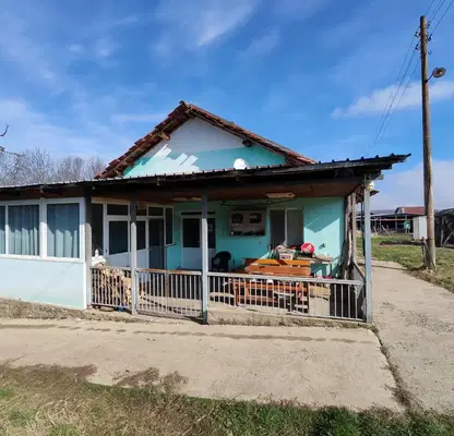 Снимка 2 — Промишлена сграда в Монтана, с. Балювица
