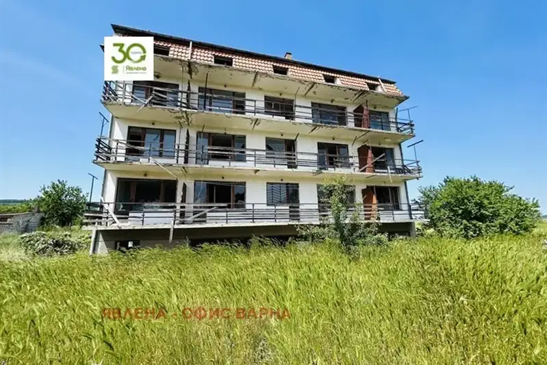 Industrial Building in Oblast Varna, Osenovo