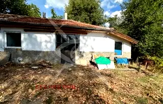 Промишлена сграда в Пловдив, с. Тополово
