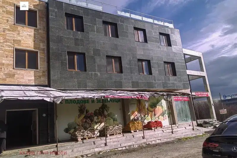 Industrial Building in Sofiya, Obelya 2