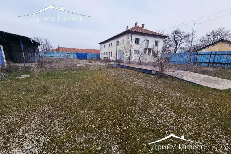 Industrial Building in Oblast Plovdiv, Syedinenie