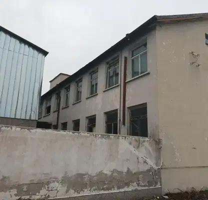 Снимка 2 — Промишлена сграда в Ловеч, Троян