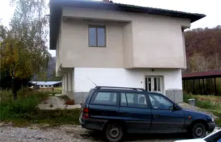 Промишлена сграда в Ловеч, Троян