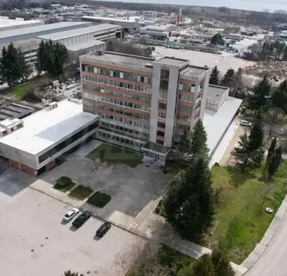 Снимка 4 — Промишлена сграда във Варна, Западна промишлена зона