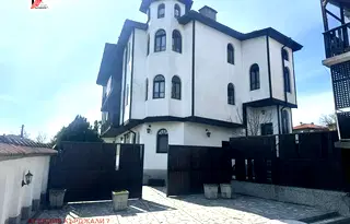Хотел в Кърджали, Гледка