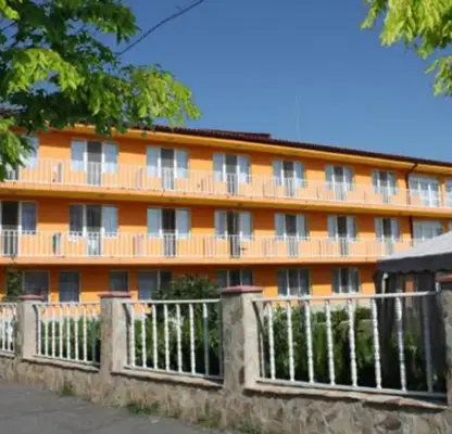 Photo 2 — Hotel in Sofia, Vrachesh