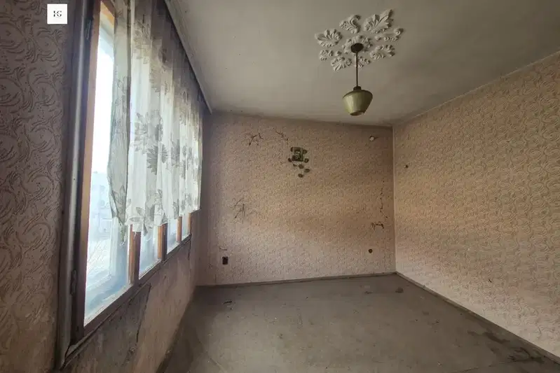 Етаж от къща в Бургас, Айтос
