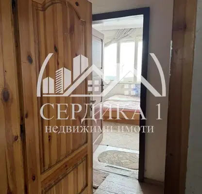 Снимка 2 — Етаж от къща в Благоев, Широк център
