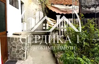 Етаж от къща в Благоев, Широк център