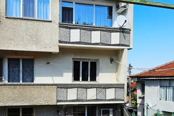 Етаж от къща в Хасково, Македонски