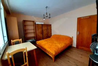 Етаж от къща в Пловдив, Карлово