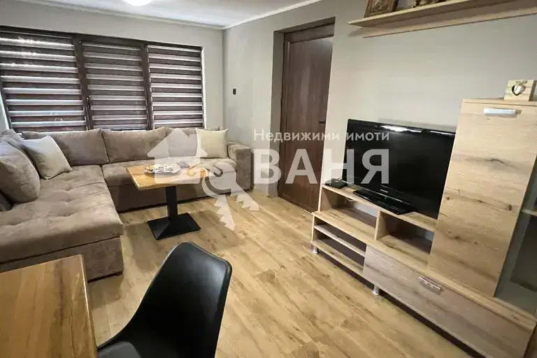 Floor of House in Oblast Plovdiv, Karlovo