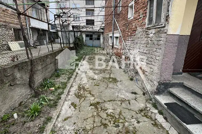 Floor of House in Oblast Plovdiv, Karlovo