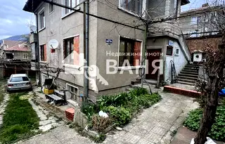Етаж от къща в Пловдив, Карлово