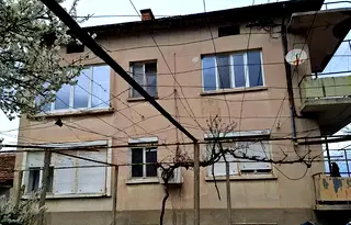 Етаж от къща в Пловдив, Кричим