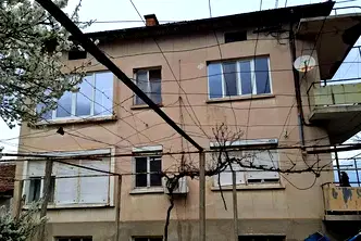 Етаж от къща в Пловдив, Кричим