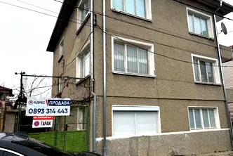 Етаж от къща в Шумен, Нови пазар